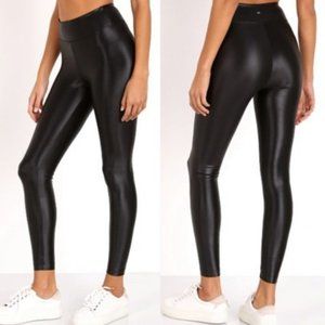 KORAL Lustrous Leggings Black. Small